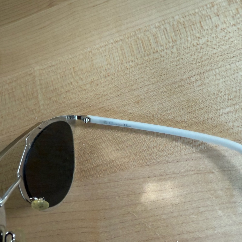 Dior Silver and White Sunglasses - Picture 5 of 6